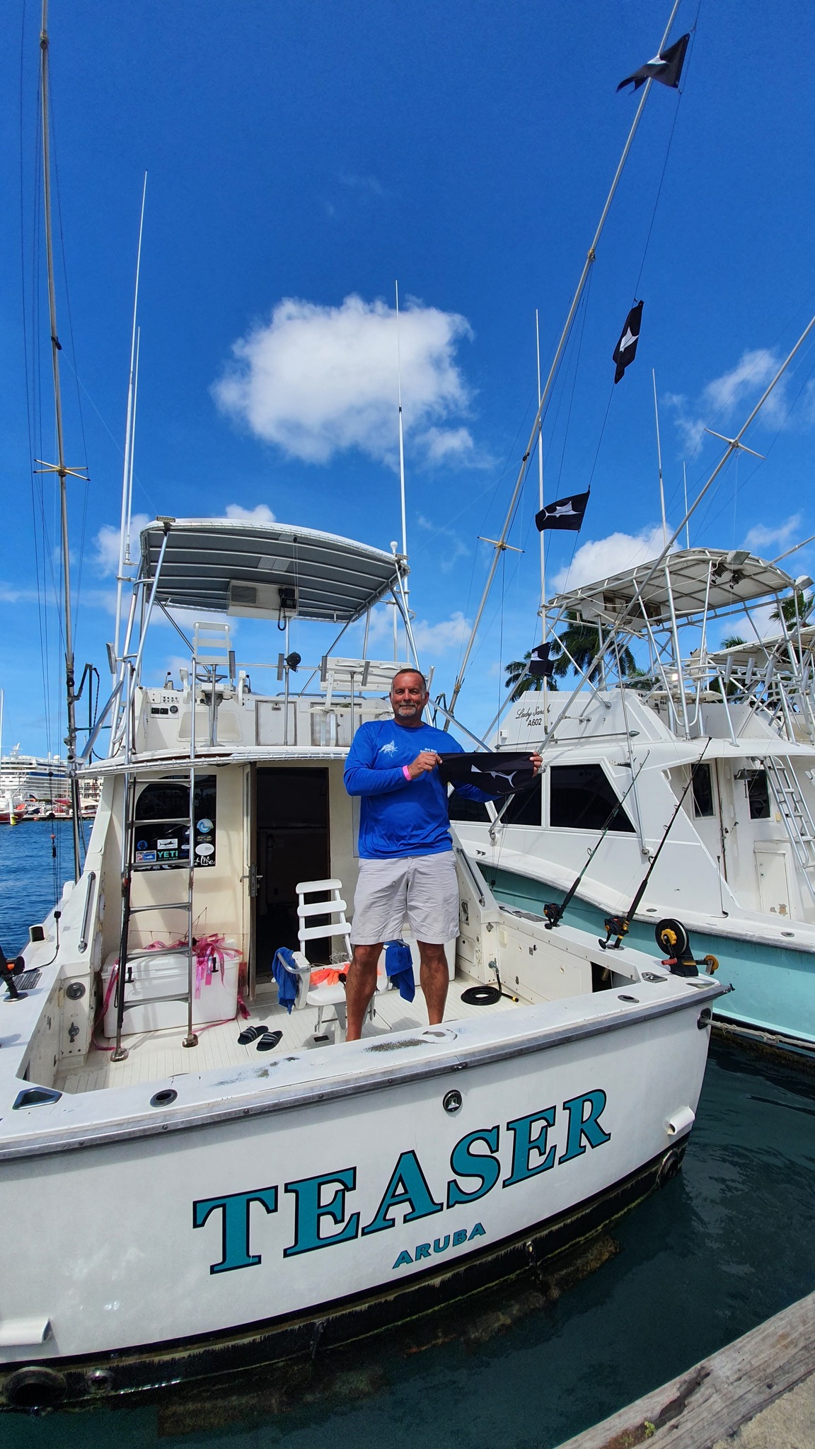 Teaser Fishing Charters  Aruba - vacaystore.com