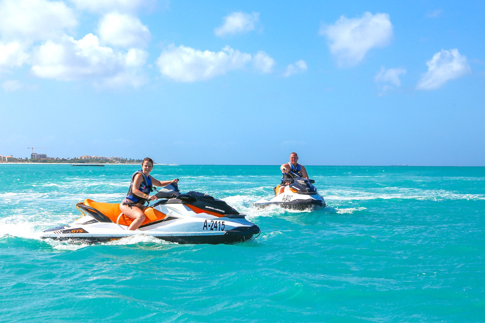 WAVERUNNERS EXCITEMENT BY AWC Aruba - vacaystore.com
