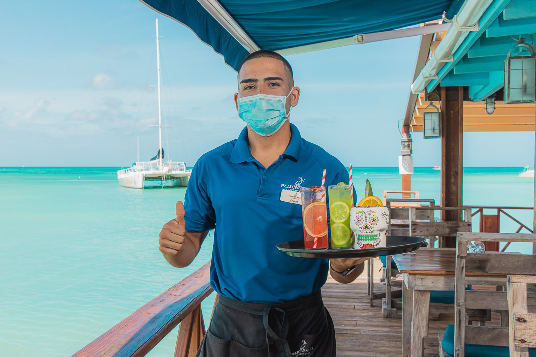 THE PELICAN NEST SEAFOOD GRILL Aruba - vacaystore.com