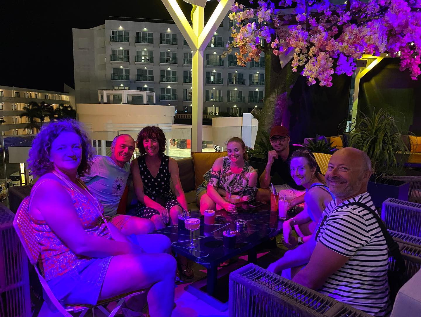 MIMOSA SKYLOUNGE WEEKENDS GROUPS DEALS St Maarten - vacaystore.com